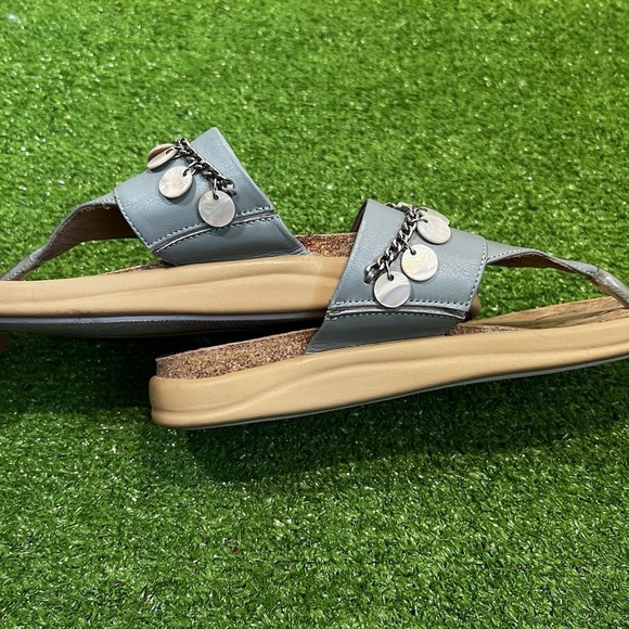 y2k tatami x‎ birkenstock sz 38 Sandal thong flip flops Beach silver charms EUC - Picture 4 of 5